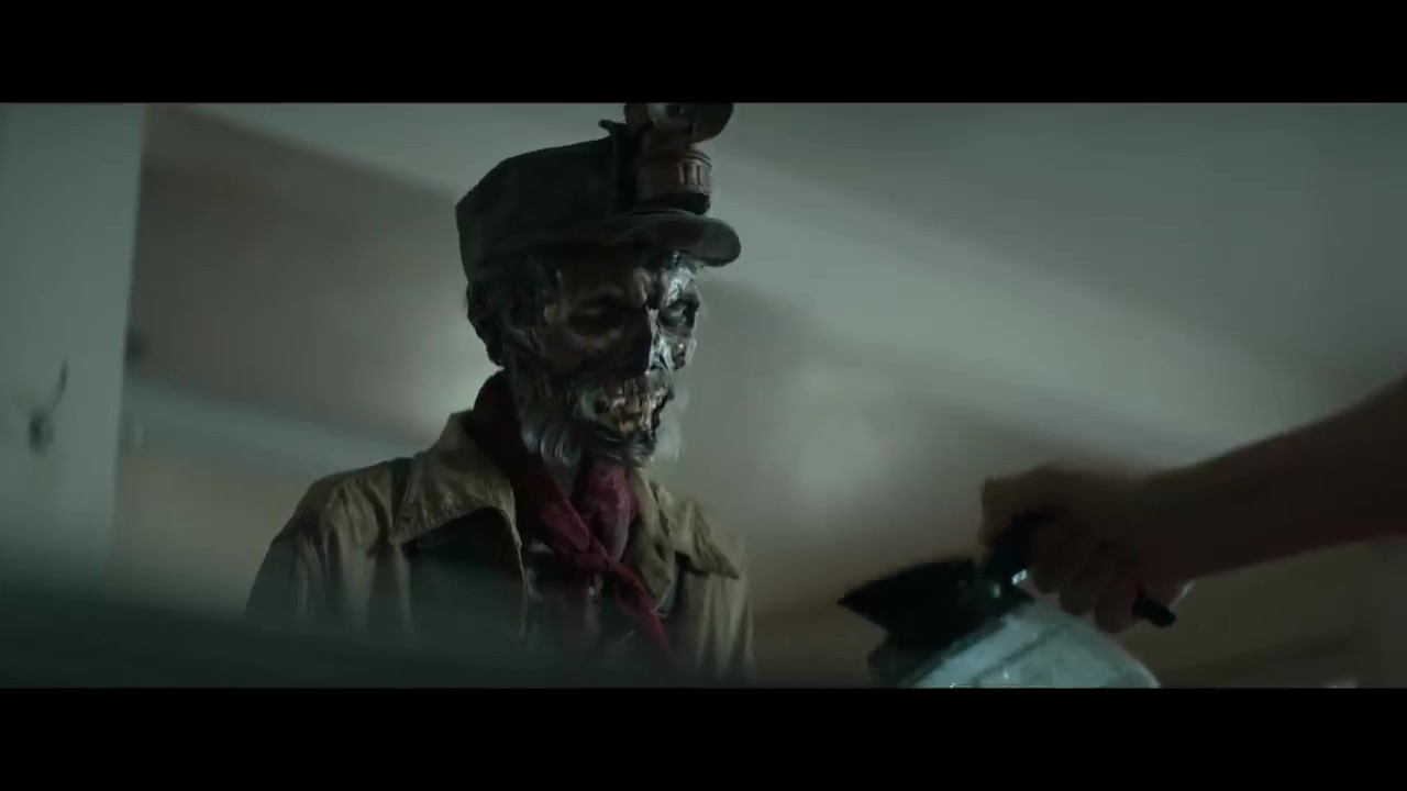 《超能敢死队》终极预告公布 11月19日正式上映